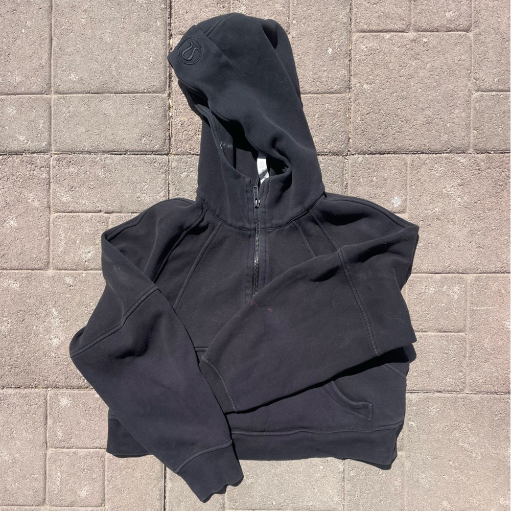 Lululemon black crop Hoodie